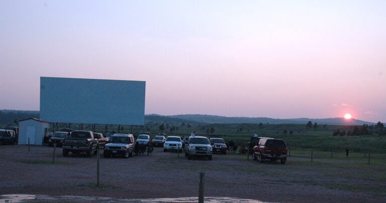 Drive In Movie Theaters are BACK!