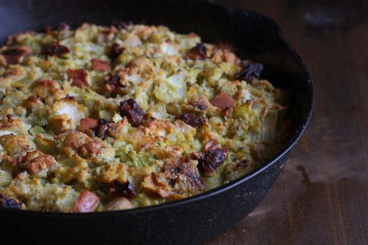 Gluten and Grain Free Home style Stuffing from Mommypotamus in a cast iron skillet.