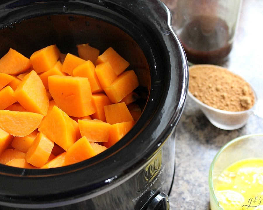 All the ingredients to create Skinny Sweet Potato Casserole with Candied Pecans from HappiHomemade.com.