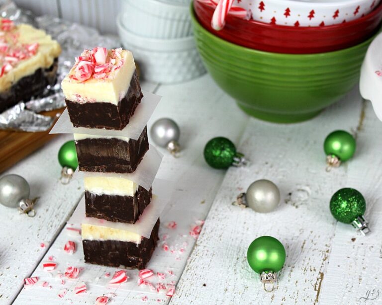 Peppermint Bark Fudge