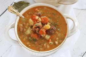 Instant Pot Ham and Bean Soup - HappiHomemade - Family Friendly Recipes